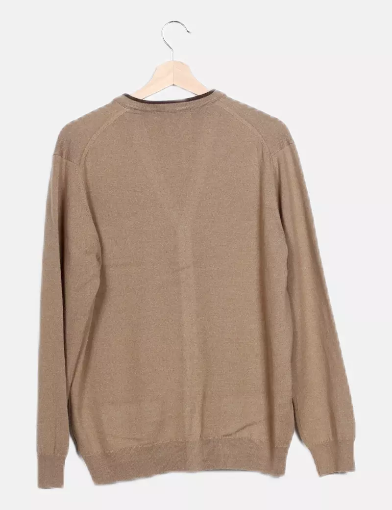 Beige knit jacket in brown tones